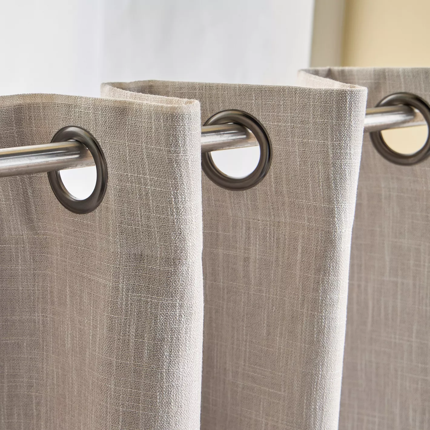 How To Block Light From Windows In 9 Best Ways - My House haven