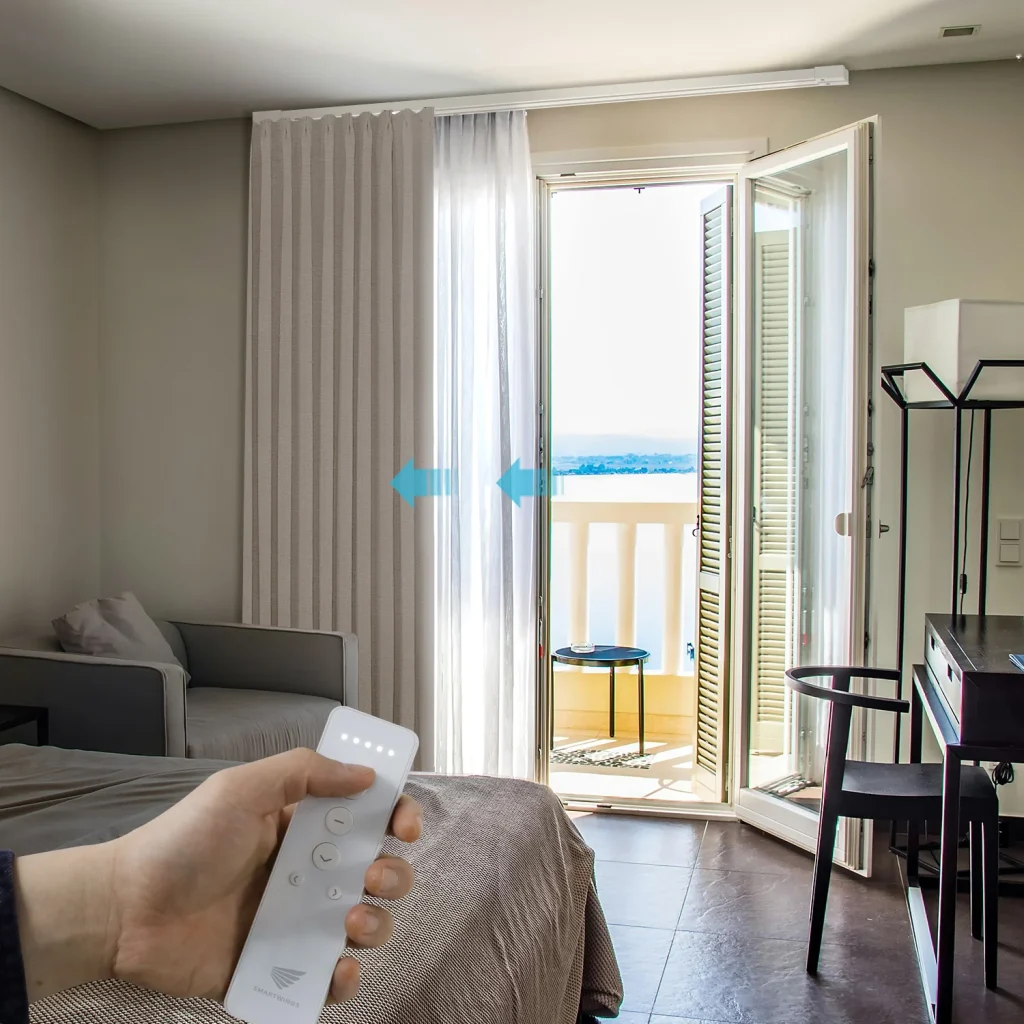 SmartWings Motorized Dual Drapery